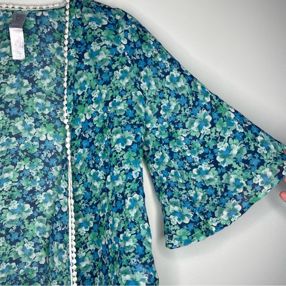 Knitworks Blue & Green Floral Cropped Short Sleeve Kimono Cover Up Cardigan Top - Picture 4 of 7